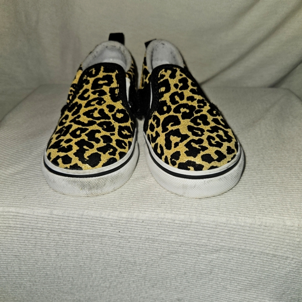 Size 8 toddler leopard with glitter  vans